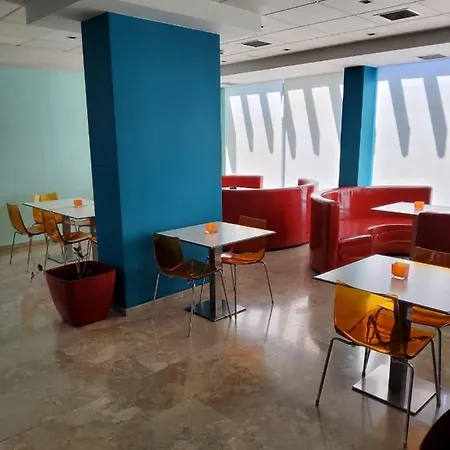 Argo Hotel